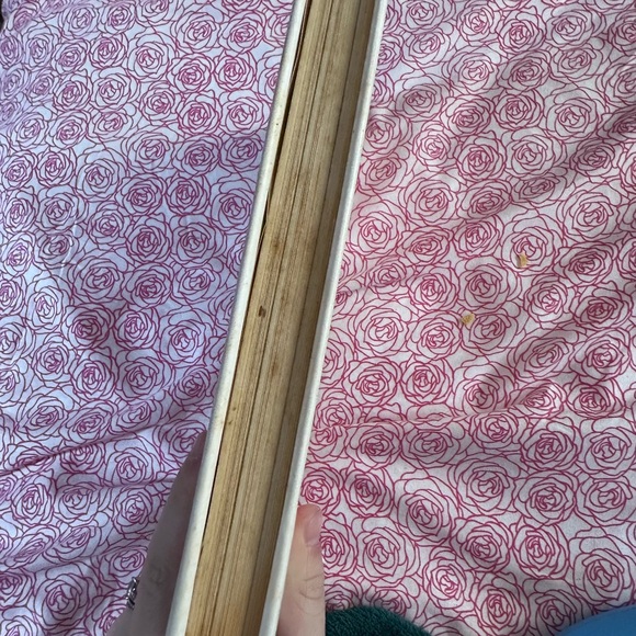 Tori Spelling Book with Black and White Cover Stori Telling Used - Picture 2 of 7